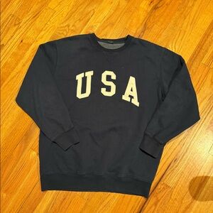 Brandy Melville CrewNeck Sweatshirt